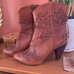 Leather boots